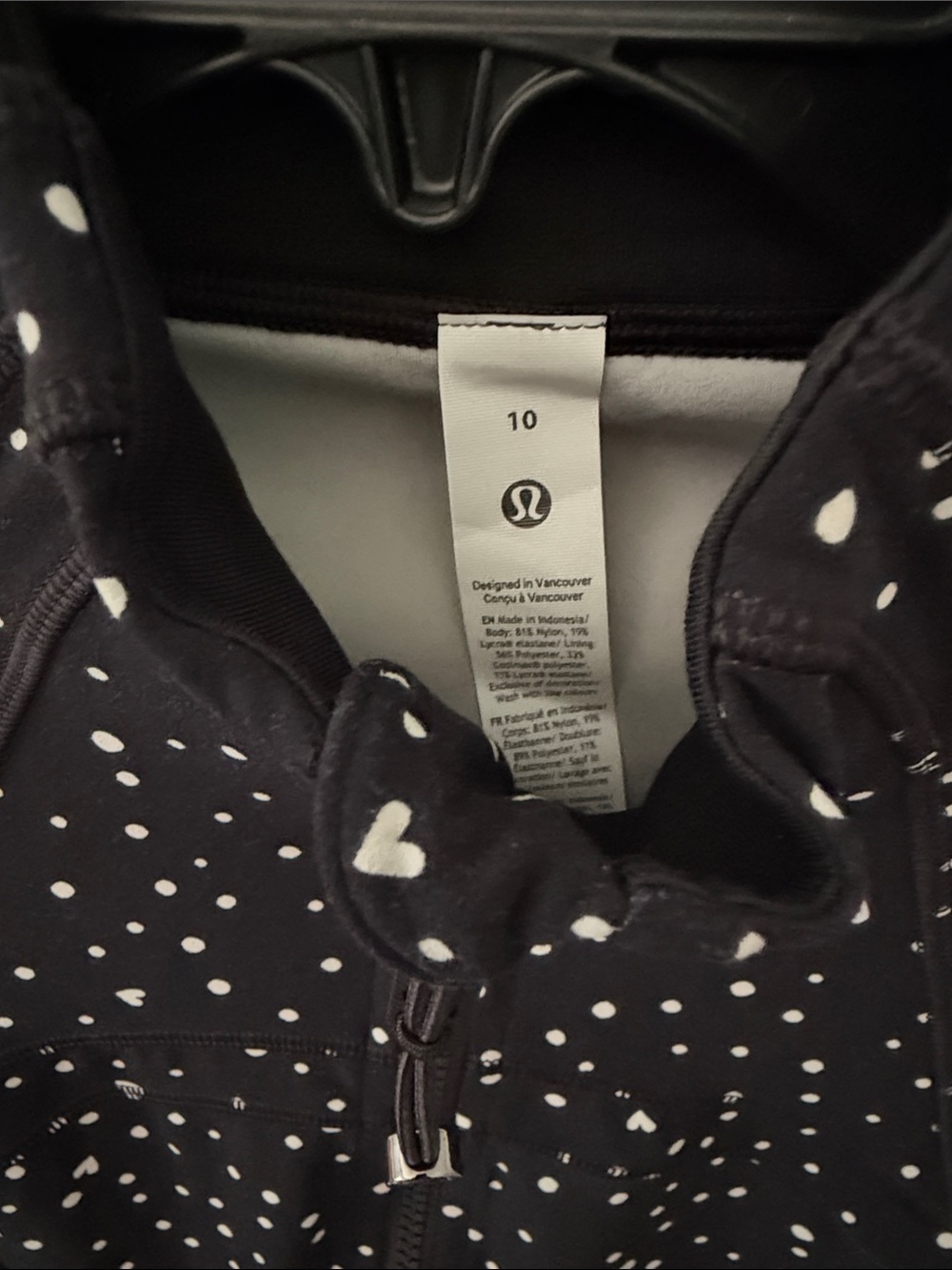 NWT lululemon athletica size 10 Black Heart Polka Dot Define Cropped Jacket - Picture 2 of 7
